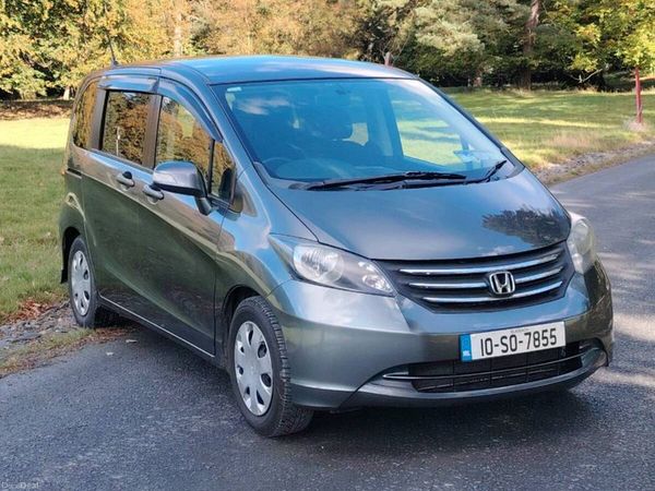 Honda Freed MPV, Petrol, 2010, Grey