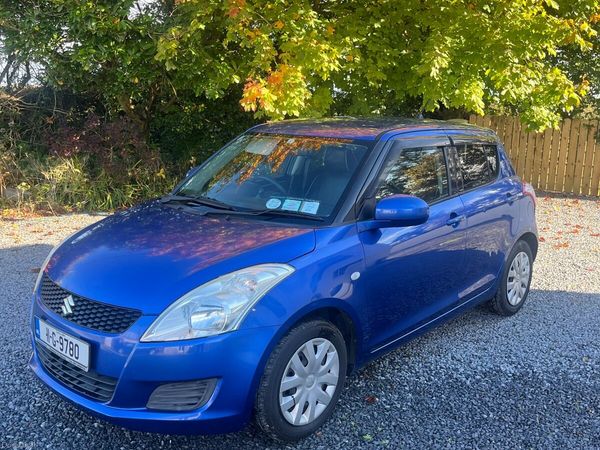 Suzuki Swift Hatchback, Petrol, 2011, Blue