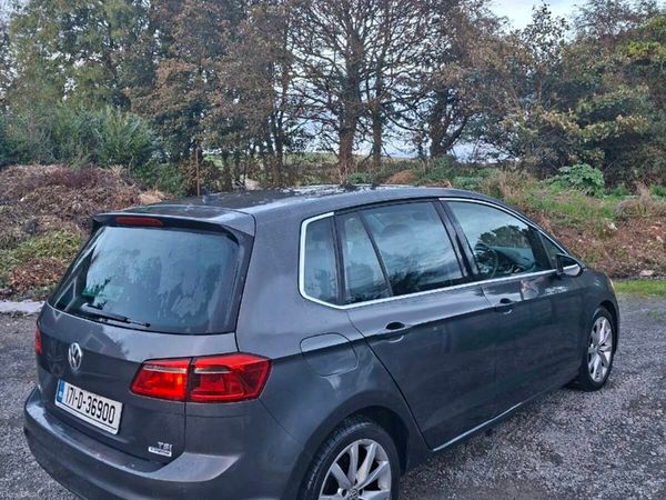 Volkswagen Golf Estate, Petrol, 2017, Grey