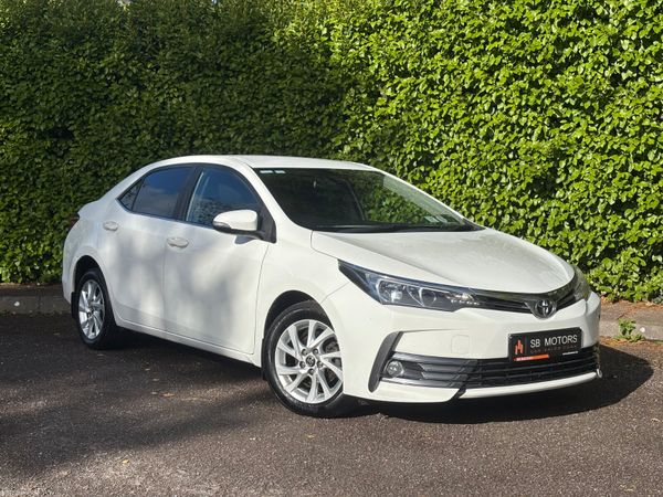 Toyota Corolla Saloon, Diesel, 2017, White