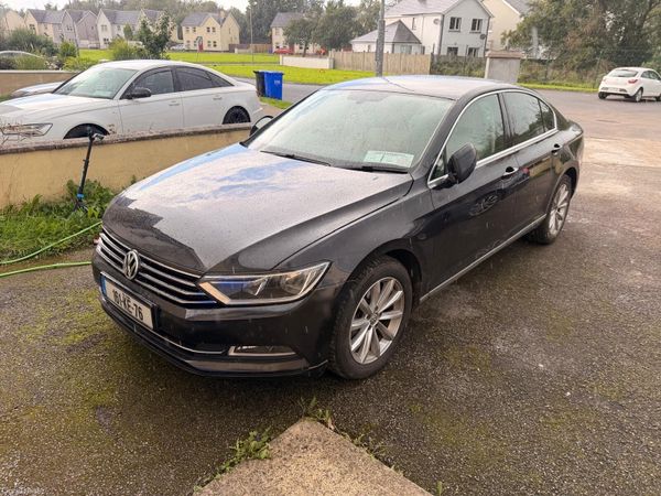 Volkswagen Passat Saloon, Diesel, 2016, Black