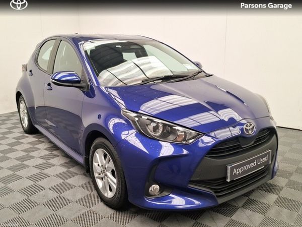 Toyota Yaris Hatchback, Petrol Hybrid, 2024, Blue