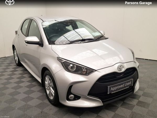 Toyota Yaris Hatchback, Petrol, 2021, Silver