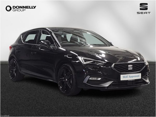 SEAT Leon Hatchback, Petrol, 2026, Black