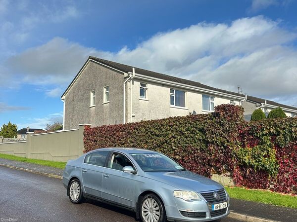 Volkswagen Passat Saloon, Diesel, 2009, Blue