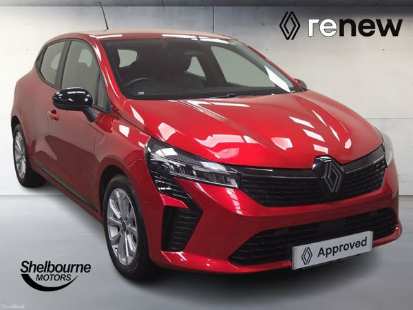 Renault Clio Hatchback, Petrol, 2025, Red