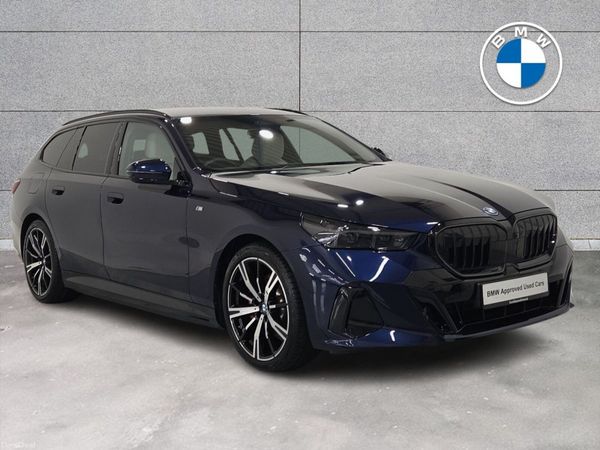 BMW 5-Series Estate, Petrol Plug-in Hybrid, 2025, Blue