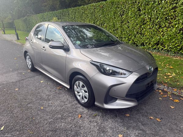 Toyota Yaris Hatchback, Petrol Hybrid, 2021, Beige