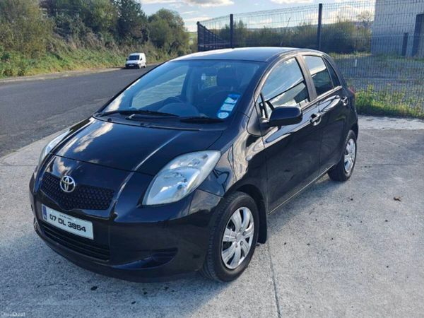 Toyota Yaris Hatchback, Petrol, 2007, Black