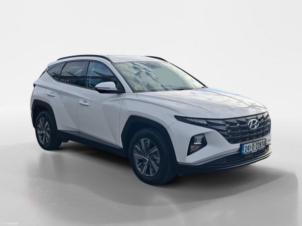 Hyundai Tucson SUV, Petrol Hybrid, 2024, White