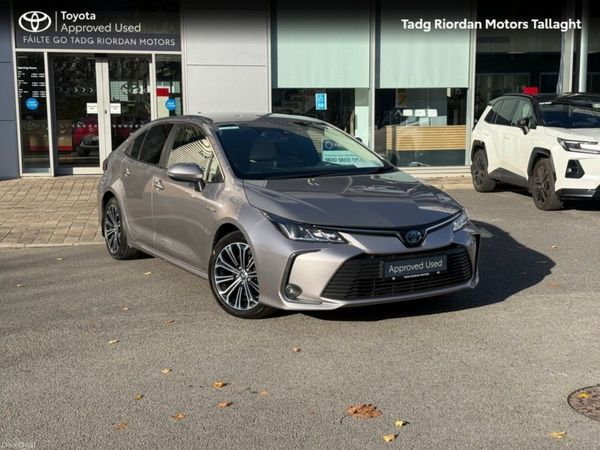 Toyota Corolla Saloon, Petrol Hybrid, 2022, Grey