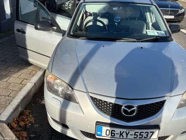 Mazda Mazda3 Saloon, Petrol, 2006, Silver