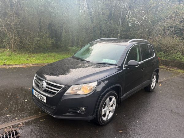 Volkswagen Tiguan SUV, Diesel, 2011, Black