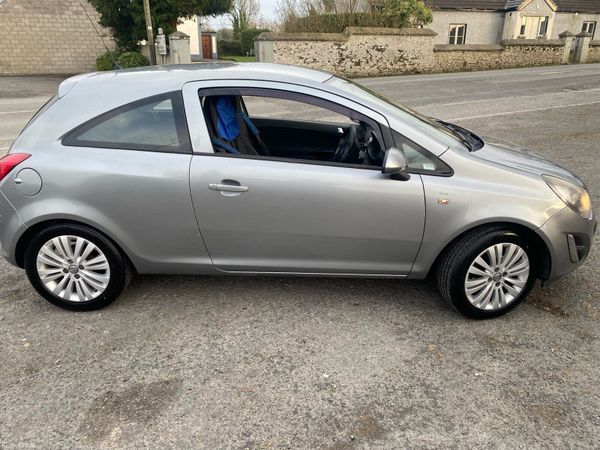 Vauxhall Corsa Hatchback, Petrol, 2014, Silver