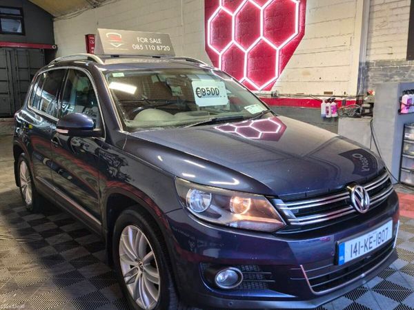 Volkswagen Tiguan SUV, Diesel, 2014, Blue