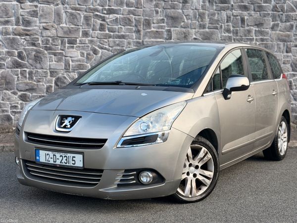 Peugeot 5008 MPV, Diesel, 2012, Grey
