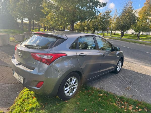 Hyundai i30 Hatchback, Petrol, 2014, Grey