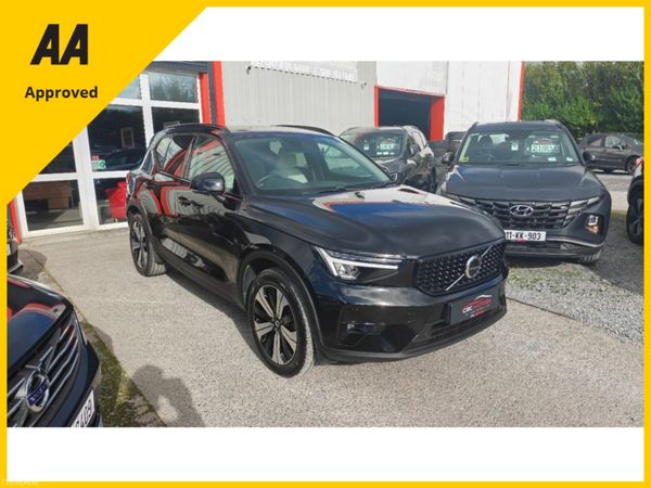 Volvo XC40 SUV, Petrol Plug-in Hybrid, 2023, Black