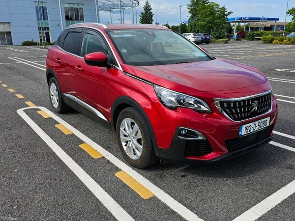 Peugeot 3008 MPV, Diesel, 2019, Red