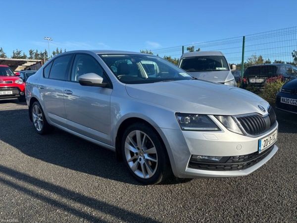 Skoda Octavia Saloon, Diesel, 2020, Grey