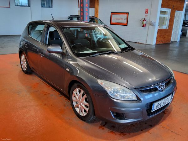 Hyundai i30 Hatchback, Diesel, 2010, Grey