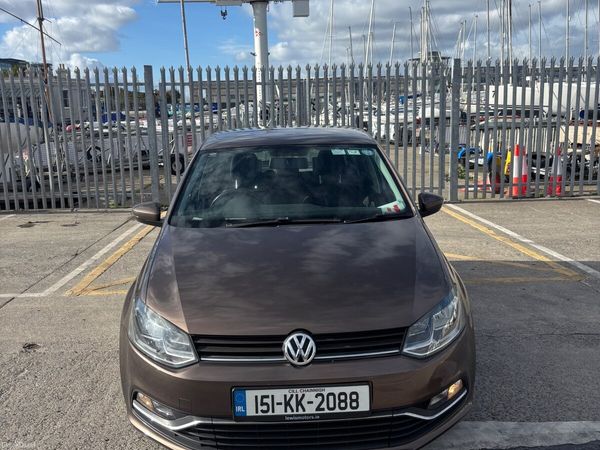 Volkswagen Polo Hatchback, Petrol, 2015, Brown