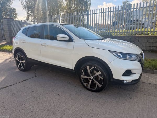 Nissan Qashqai SUV, Diesel, 2017, White
