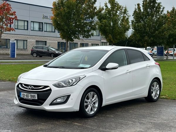 Hyundai i30 Hatchback, Diesel, 2013, White