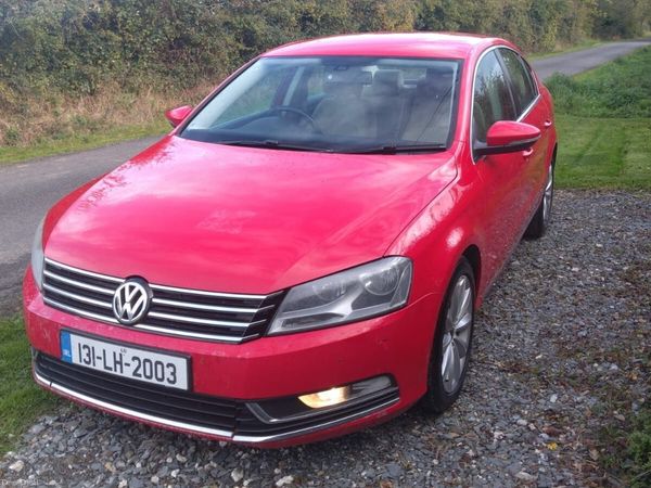 Volkswagen Passat Saloon, Diesel, 2013, Red