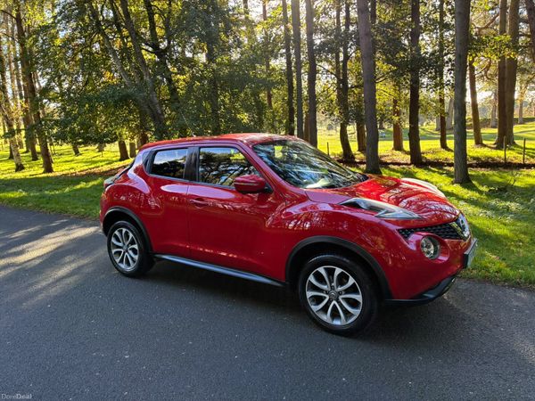 Nissan Juke SUV, Diesel, 2017, Red