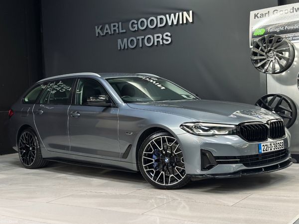BMW 5-Series Estate, Petrol Plug-in Hybrid, 2022, Blue