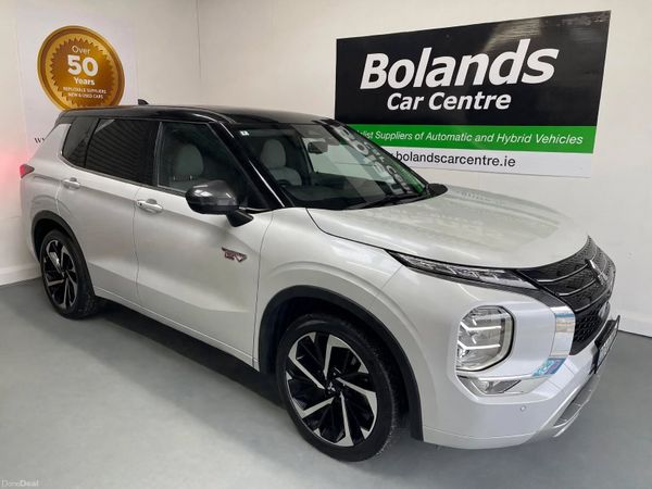 Mitsubishi Outlander SUV, Petrol Plug-in Hybrid, 2022, White