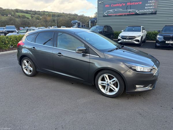 Ford Focus Hatchback, Diesel, 2017, Grey