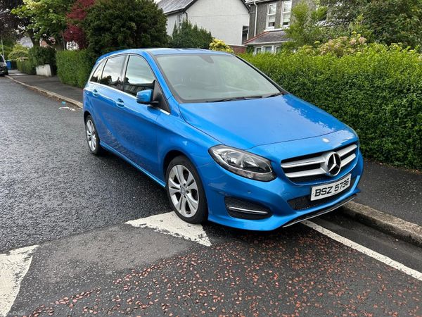 Mercedes-Benz B-Class MPV, Petrol, 2015, Blue