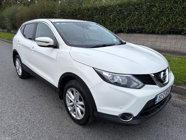 Nissan Qashqai Hatchback, Diesel, 2015, White