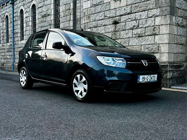 Dacia Sandero Hatchback, Petrol, 2019, Grey