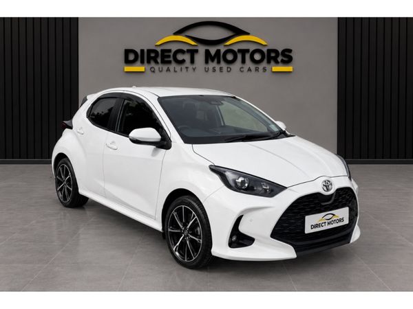 Toyota Yaris Hatchback, Petrol Hybrid, 2024, White