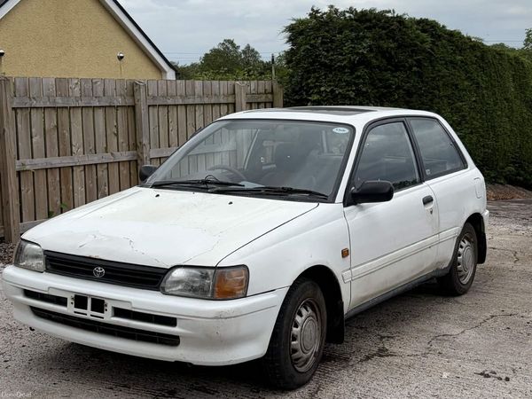Toyota Starlet Hatchback, Petrol, 1992, White