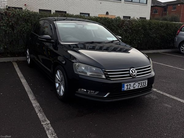 Volkswagen Passat Saloon, Diesel, 2012, Black