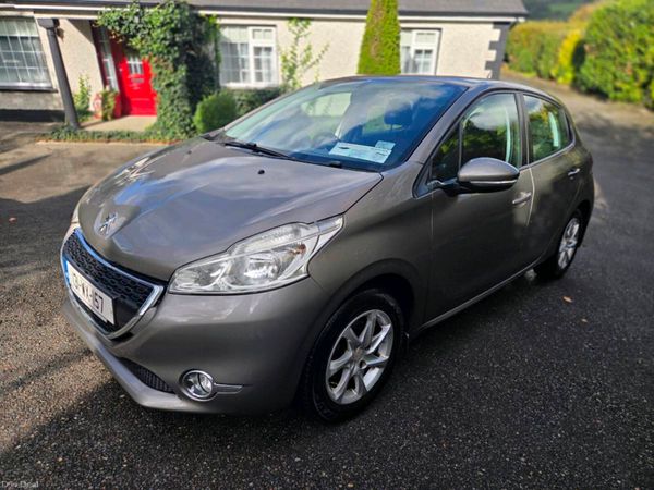 Peugeot 208 Hatchback, Diesel, 2013, Grey