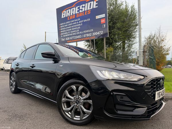 Ford Focus Hatchback, Petrol, 2023, Black