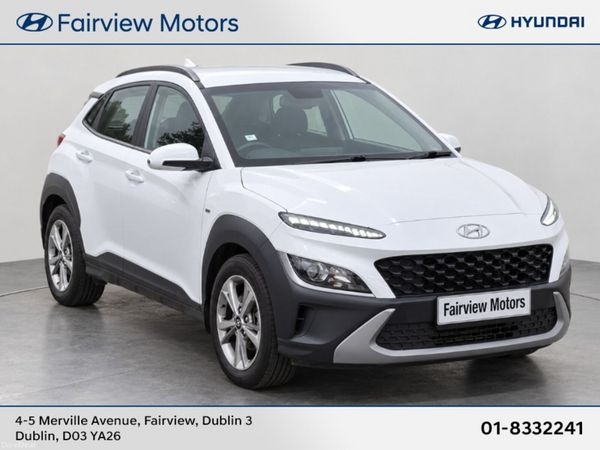Hyundai KONA SUV, Petrol, 2022, White