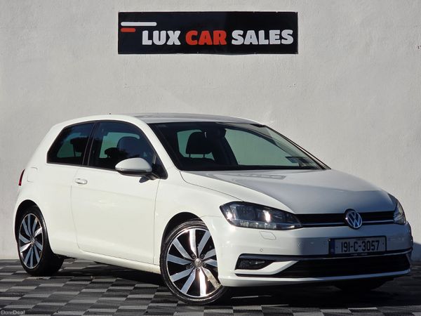 Volkswagen Golf Hatchback, Petrol, 2019, White