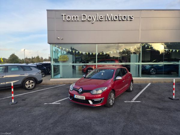 Renault Megane Hatchback, Petrol, 2014, Red