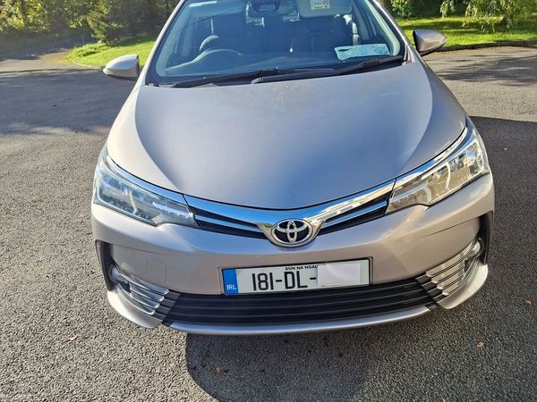 Toyota Corolla Saloon, Petrol, 2018, Grey