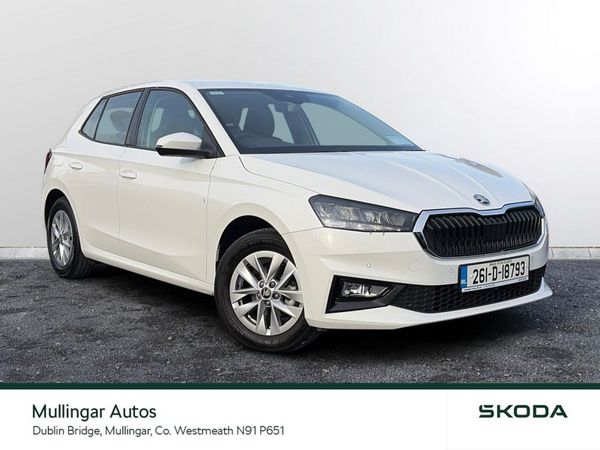 Skoda Fabia Hatchback, Petrol, 2026, White