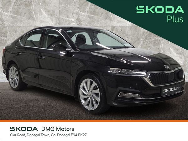 Skoda Octavia Saloon, Diesel, 2023, Black