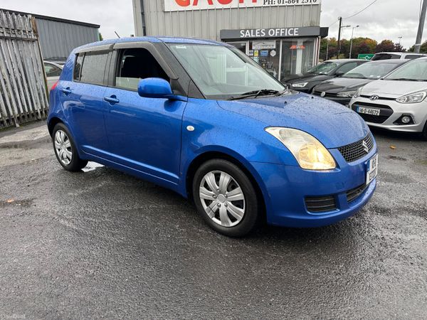 Suzuki Swift Hatchback, Petrol, 2010, Blue