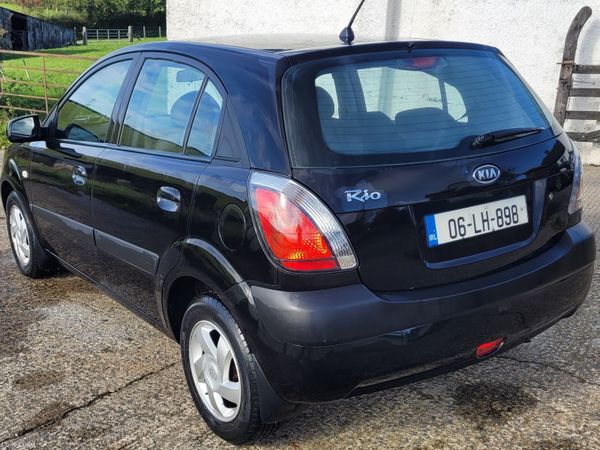 Kia Rio Hatchback, Petrol, 2006, Black