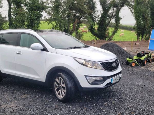 Kia Sportage SUV, Diesel, 2014, White